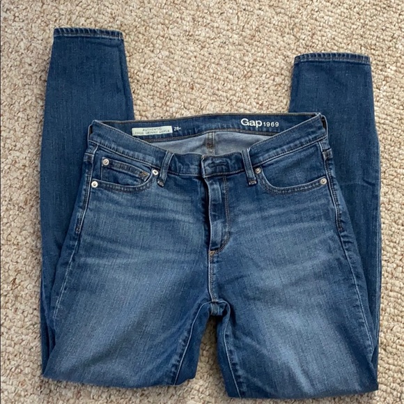 Gap True Skinny Ankle Jean - Picture 2 of 4